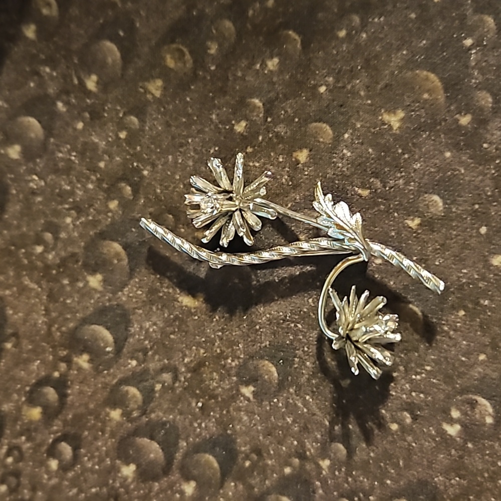 1/20 12k Gold Filled Silver Flower Pin